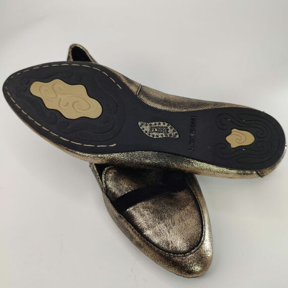 Gold born Pointed toe flats sz 6 - Picture 6 of 8